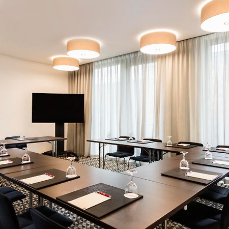 Adina Apartment Hotel Leipzig Bagian luar foto